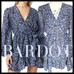 Bardot Blue Floral V-Neck Long Sleeve Ruffle Wrap Mini Dress (S/US 4)